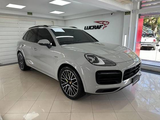 PORSCHE CAYENNE 3.0 V6 E-HYBRID PLATINUM EDITION AWD TIPTRONIC S